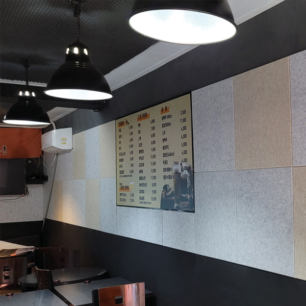 [음식점] 방음벽으로 변화준 음식점